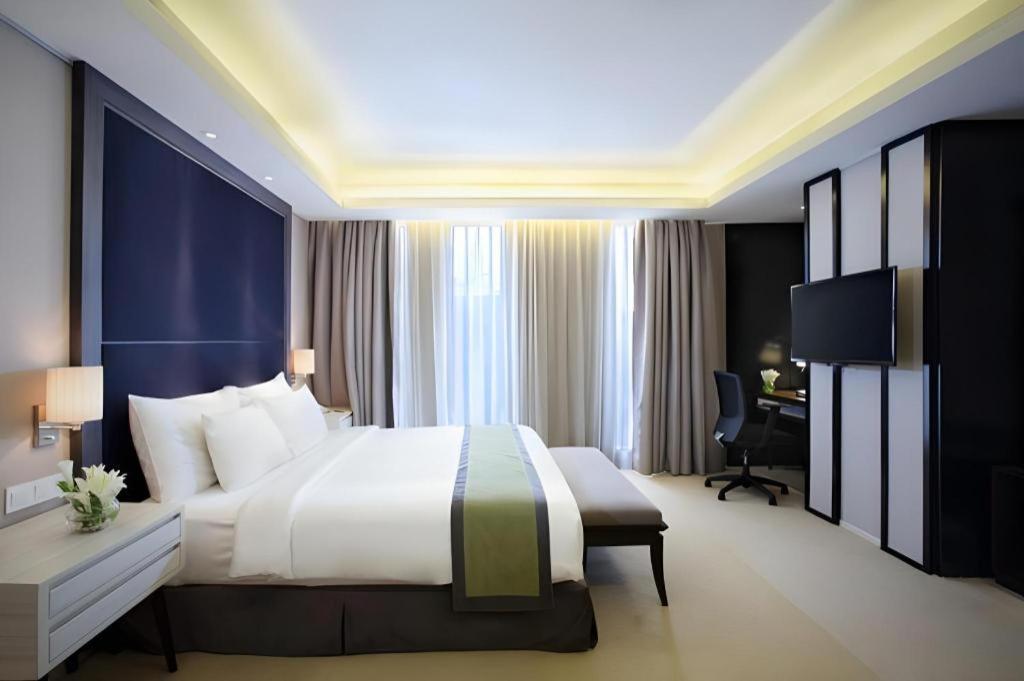 Hotel Grandhika Iskandarsyah Yakarta Exterior foto