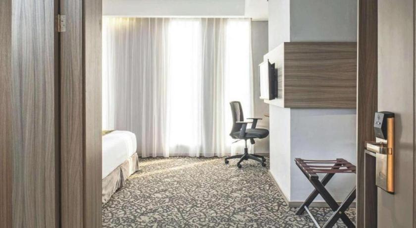 Hotel Grandhika Iskandarsyah Yakarta Exterior foto